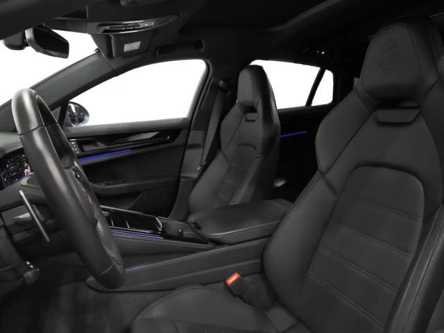 Porsche Panamera 4 E-Hybrid