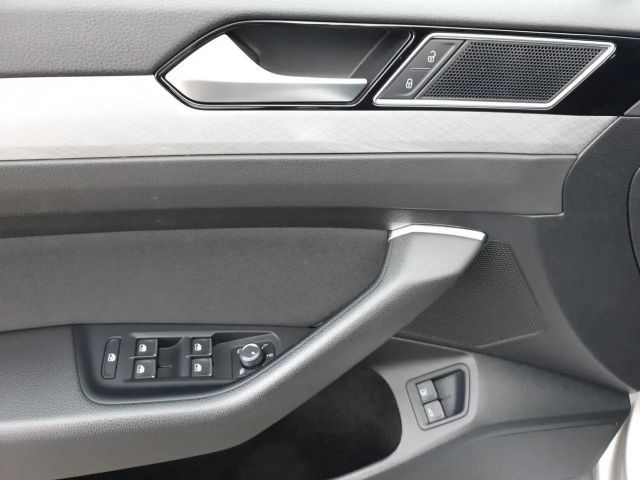 Volkswagen Passat GTE IQ.Drive Variant