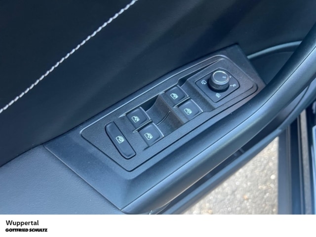 Volkswagen T-Roc 1.5 TSI DSG R-Line