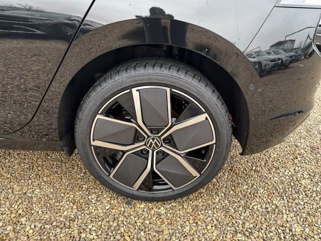 Volkswagen Golf Style eHybrid