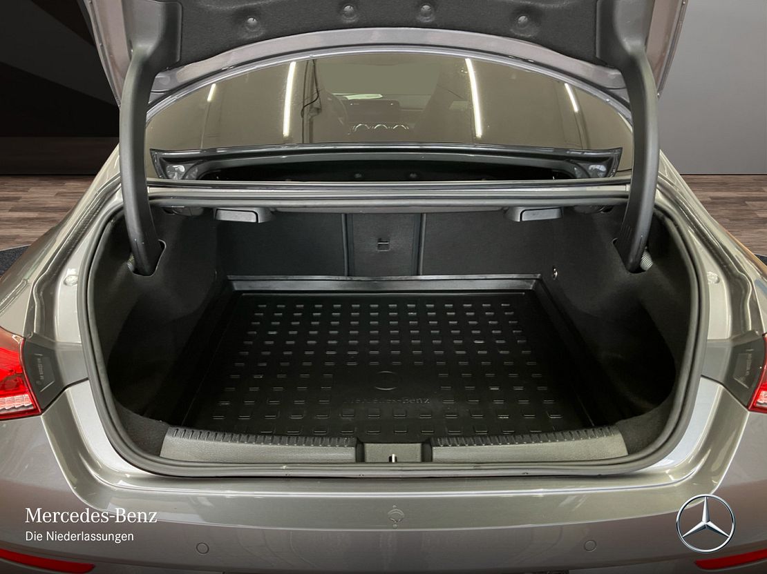 Mercedes-Benz CLA 200 AMG Line Coupé