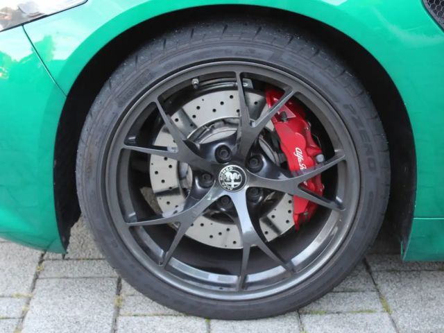 Alfa Romeo Giulia Carbon Quadrifoglio