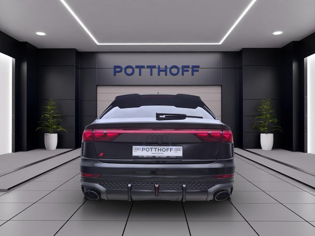 Audi RS Q8 Performance Quattro