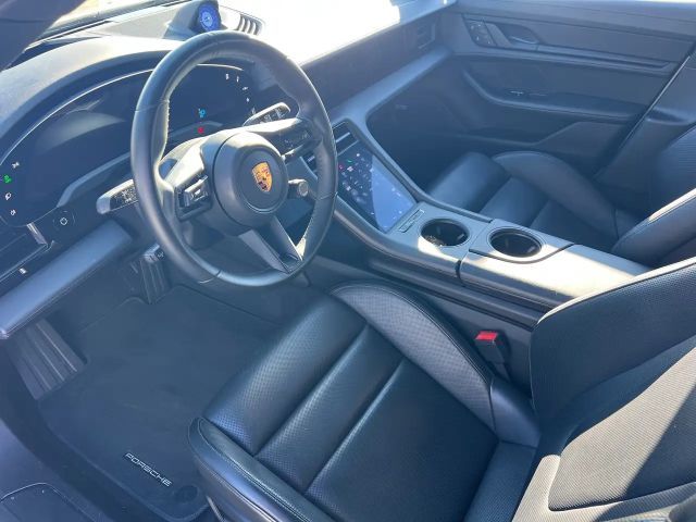 Porsche Taycan Performance Plus