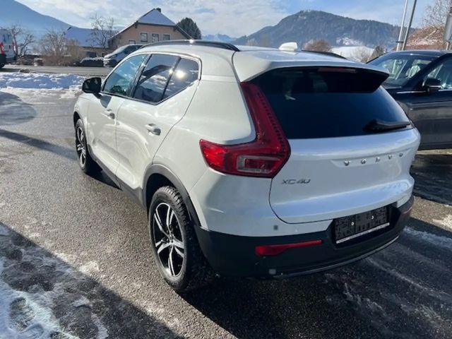 Volvo XC40 Dark Plus