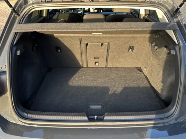 Volkswagen Golf Golf VIII IQ.Drive