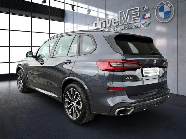 BMW X5 xDrive45e