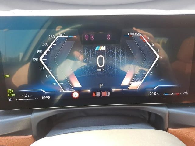 BMW 330 330i M-Sport Sedan