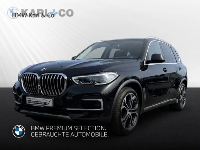 BMW X5 30dA xLine Laser HUD H/K Massage AHK Klimasitz