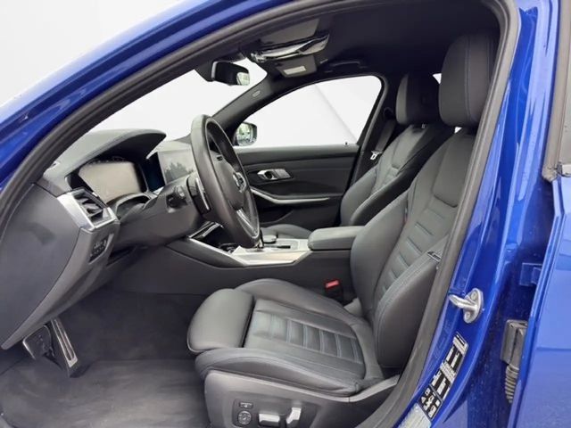 BMW 330 M-Sport Sedan xDrive