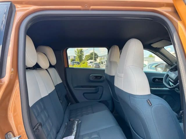 Fiat Grande Panda E La Prima