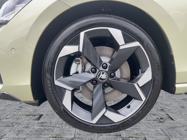 Skoda Superb Combi Sportline iV