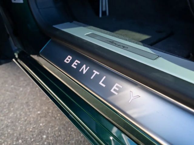 Bentley Flying Spur V8