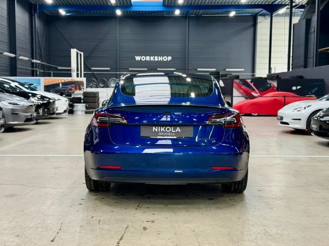 Tesla Model 3 Performance