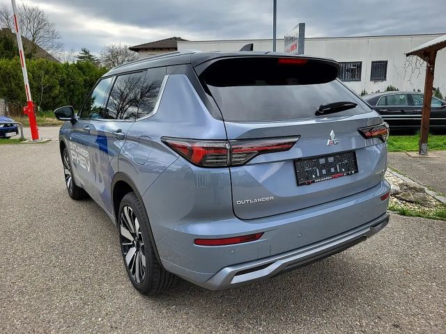 Mitsubishi Outlander PHEV
