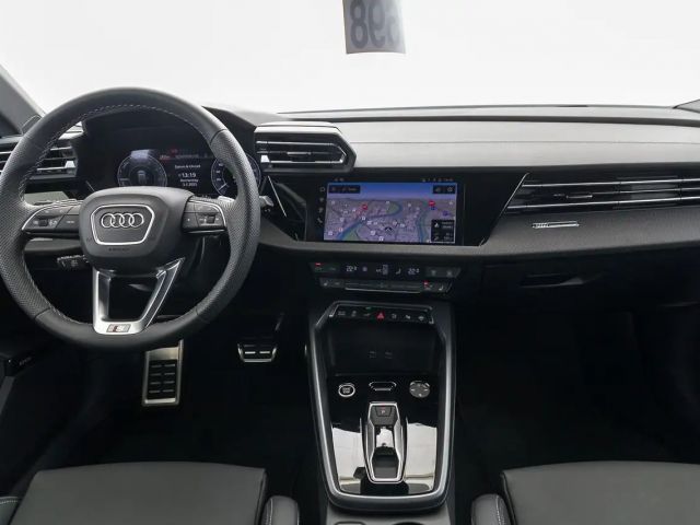 Audi A3 40 TFSI Hybride S-Tronic Sedan