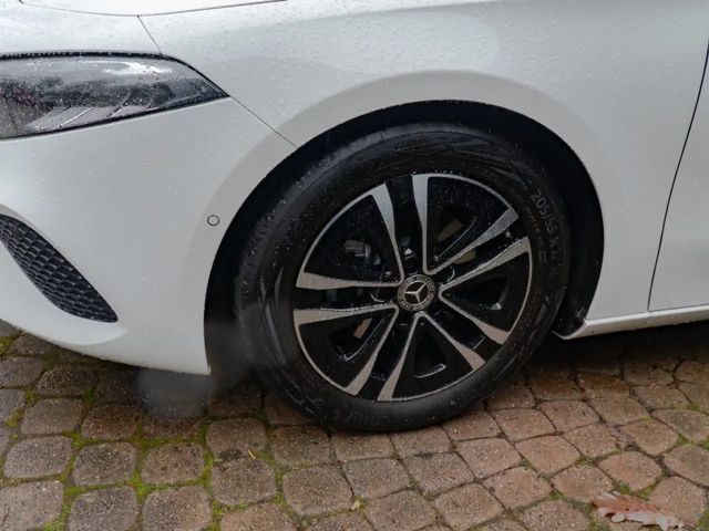 Mercedes-Benz A 200 Progressive