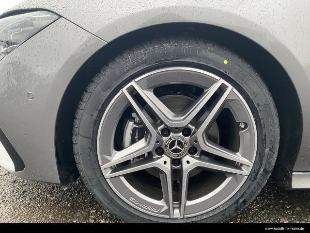 Mercedes-Benz CLA 180 AMG Line