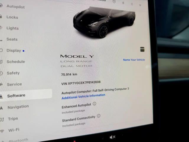 Tesla Model Y AWD Long Range