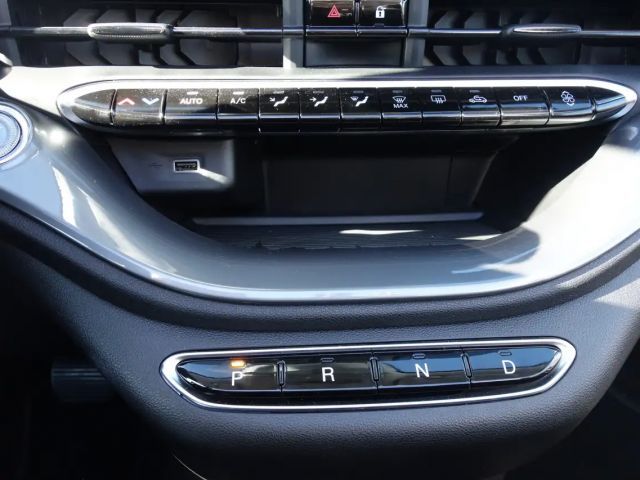 Fiat 500e Uconnect 10,25"/Komfort Paket/RfK/SHZ/360°-PDC