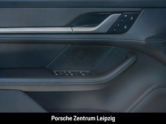 Porsche Taycan Cross Turismo S Turbo