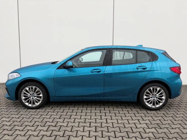 BMW 118 Sedan