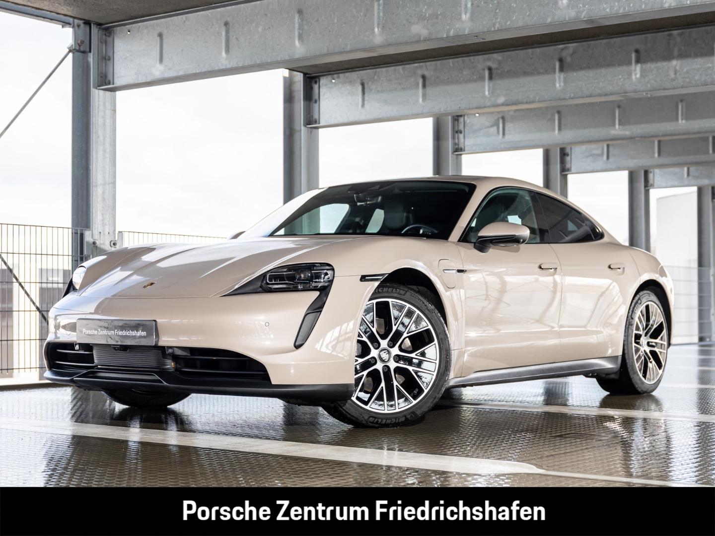Porsche Taycan HA-Lenkung Surround-View BOSE Luftfederun