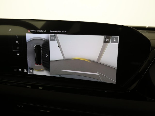 Audi A6 Avant Quattro S-Tronic