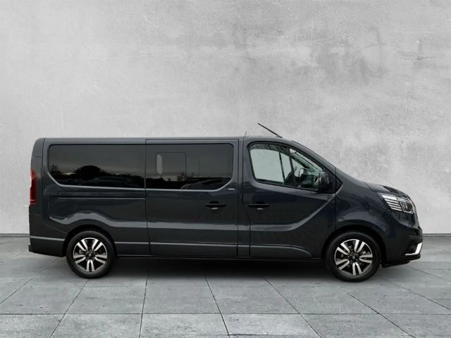 Renault Trafic Blue Grand Spaceclass