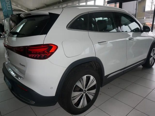 Mercedes-Benz EQA 300 4MATIC