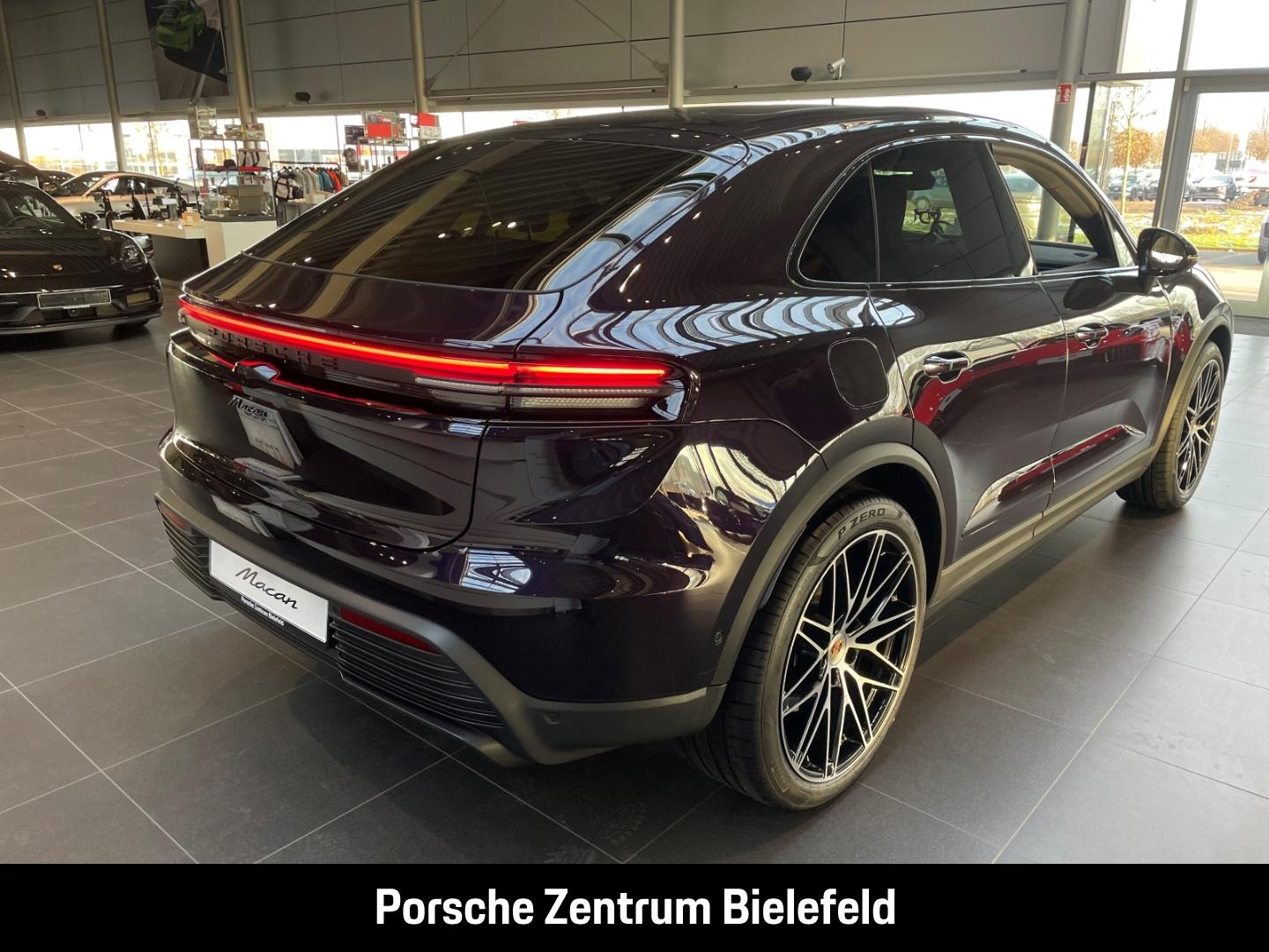 Porsche Macan LED-Matrix Abstandstempomat Luftfederung