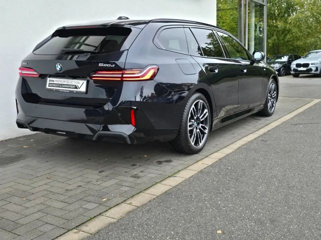 BMW 520 520d M-Sport Touring xDrive