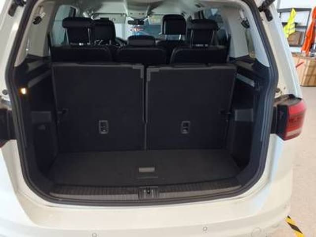 Volkswagen Touran 1.5 TSI DSG IQ.Drive