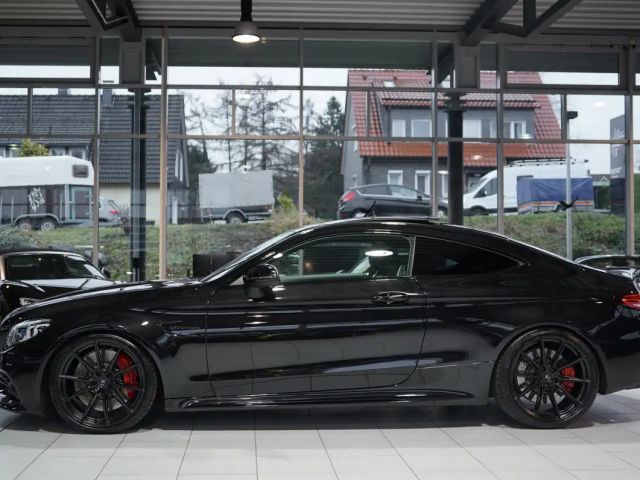 Mercedes-Benz C 63 AMG AMG Line Coupé