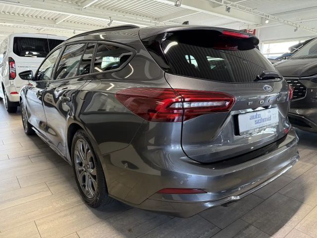 Ford Focus ST Line Wagon