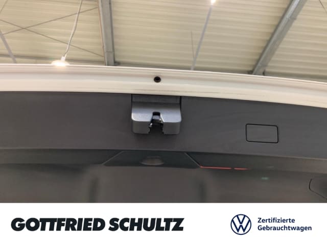 Volkswagen T-Roc T-Roc GOAL TSI NAVI SITZHEIZUNG EINPARKHILFE LED
