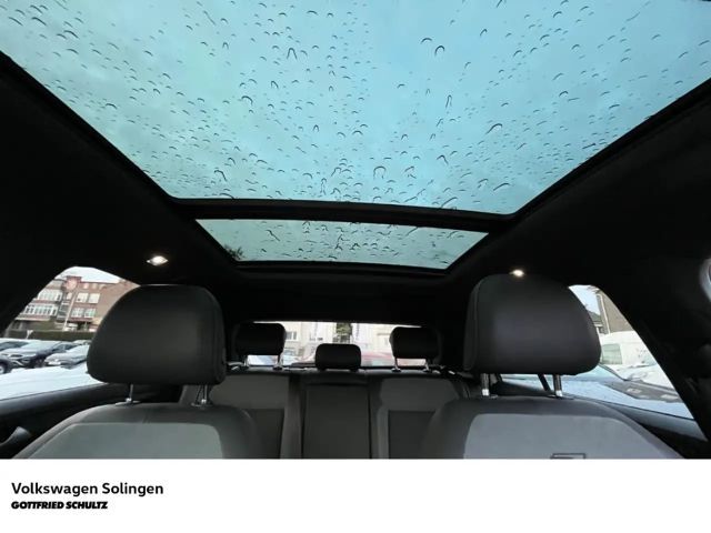 Volkswagen T-Roc 1.5 TSI DSG R-Line