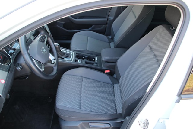 Volkswagen Passat 1.5 TSI DSG Variant