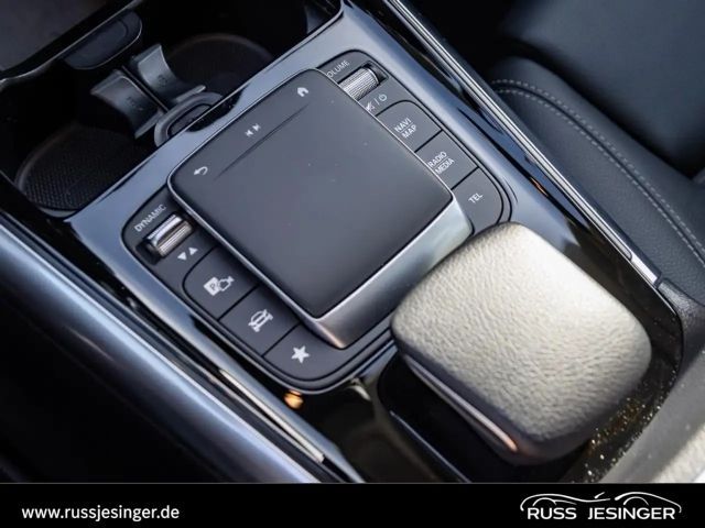 Mercedes-Benz B 180 Progressive Sedan