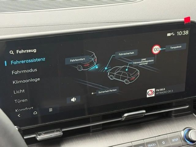 Hyundai Kona 64 kWh Electric