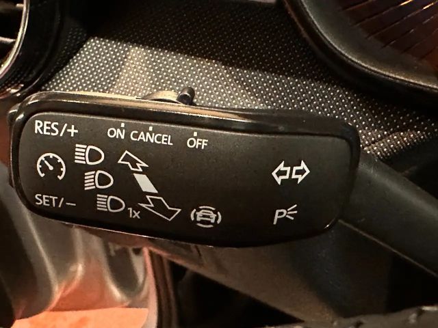 Skoda Fabia Edition 130*LED*SHZ*SmartLink*Rückfahrkamera*