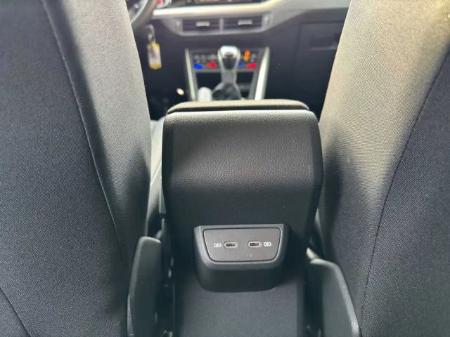 Volkswagen Polo Move