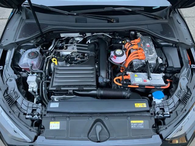 Audi A3 Hybride S-Tronic Sedan