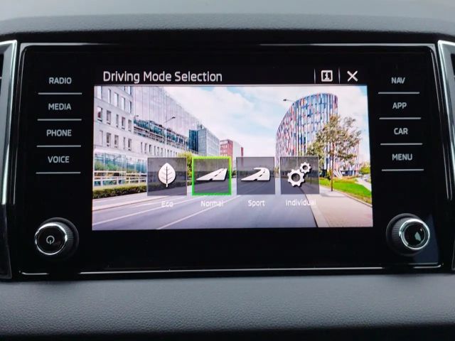 Skoda Karoq Selection