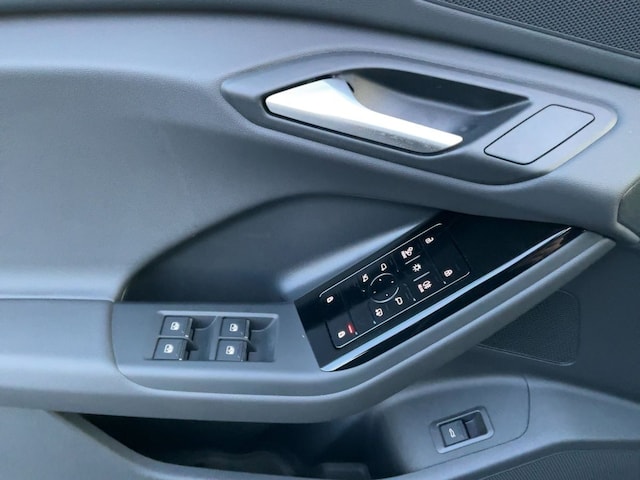 Audi Q6 e-tron SUV e-tron Audi Q6 SUV e-tron