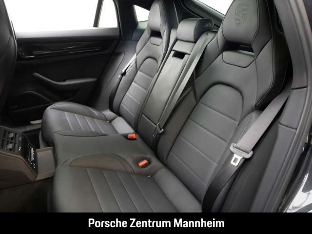 Porsche Panamera 4 E-Hybrid