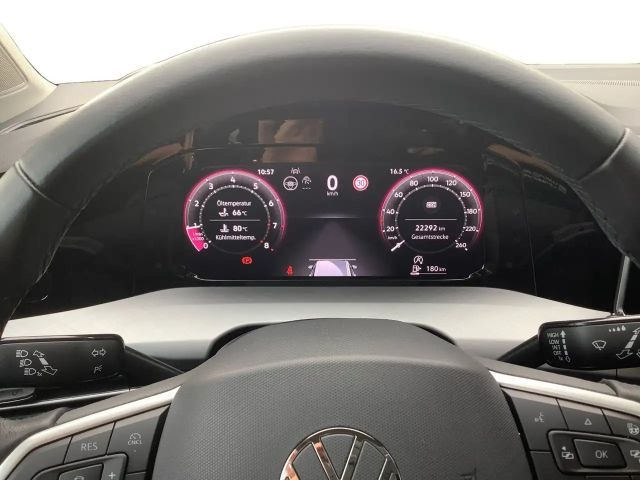 Volkswagen Golf 1.5 TSI Life Variant