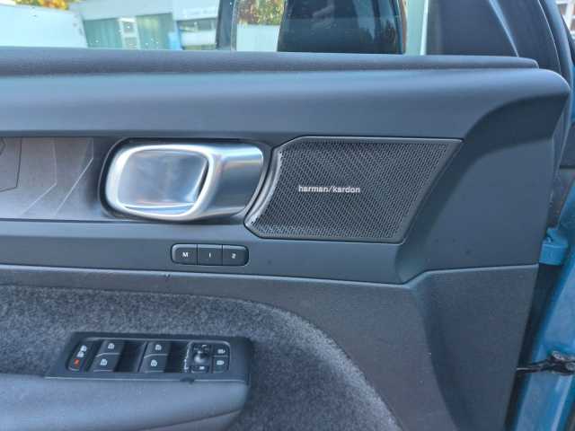 Volvo XC40 Dark Plus Recharge