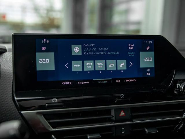 Citroën C4 eC4 | 136pk | Camera | Dodehoek | Pano | Parkee...