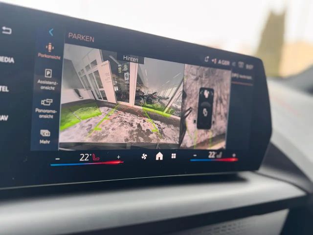 BMW 120 120d M-Sport Sedan